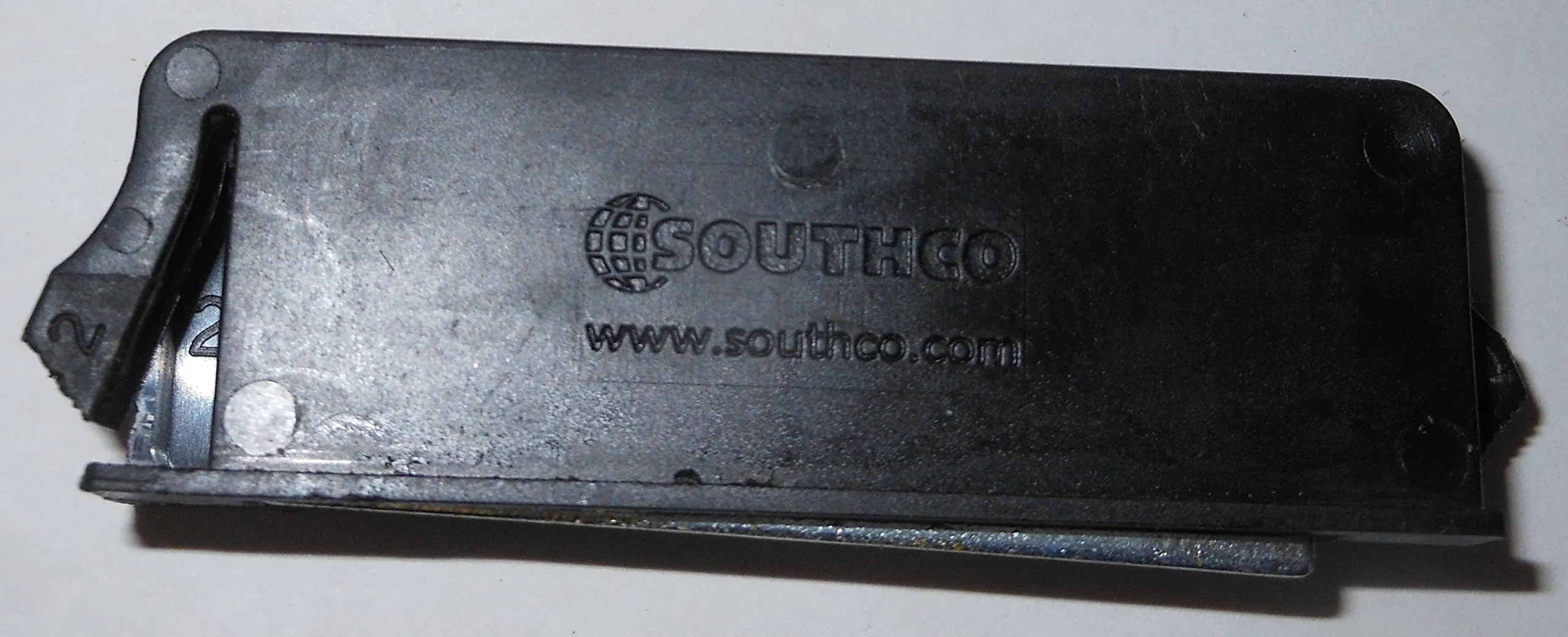 Southco Polypropylene Magnetic Catches, Pull to Open, 12.953cm x 2.794cm x 0.508cm